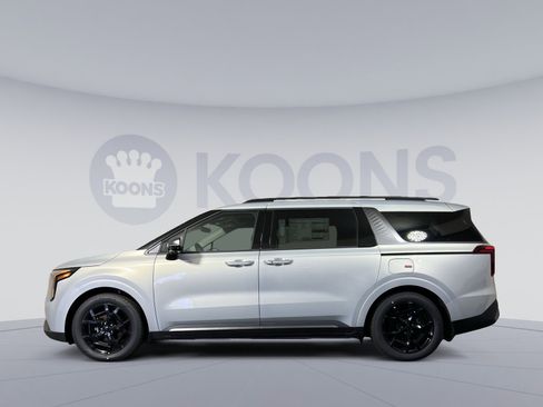 New 2026 Kia Carnival SX Prestige image 2