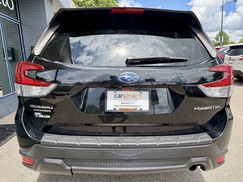 Used 2019 Subaru Forester Premium AWD/4WD image 9