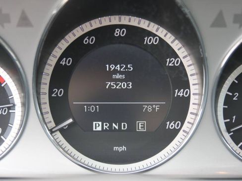 Used 2011 Mercedes-Benz C 300 4MATIC Sedan image 31