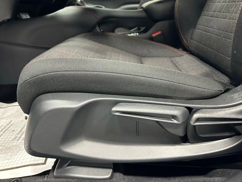 Used 2026 Honda HR-V Sport image 12