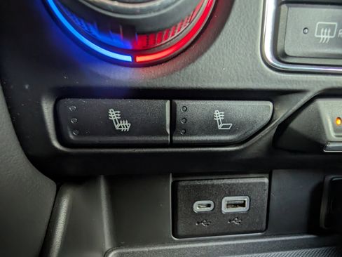 Used 2022 Chevrolet Tahoe RST w/ Luxury Package image 33