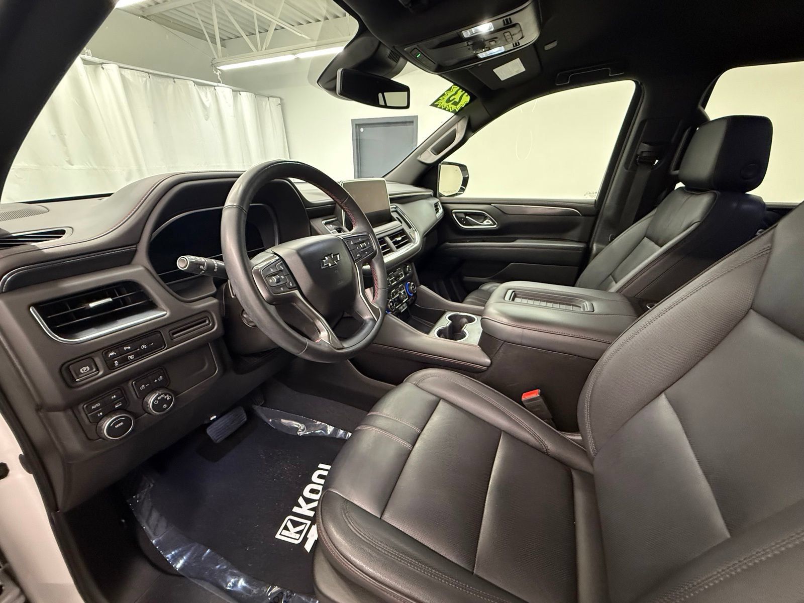Used 2023 Chevrolet Tahoe RST w/ Luxury Package AWD/4WD image 11