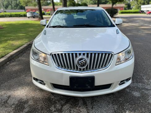 Used 2010 Buick LaCrosse CXS w/ Touring Package FWD image 8