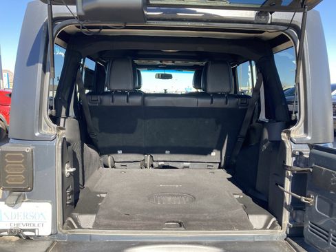 Used 2016 Jeep Wrangler Unlimited Sport image 35