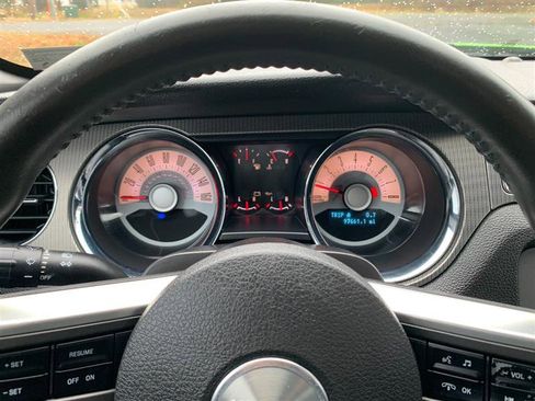 Used 2011 Ford Mustang GT Premium w/ 401A Rapid Spec Order Code image 30