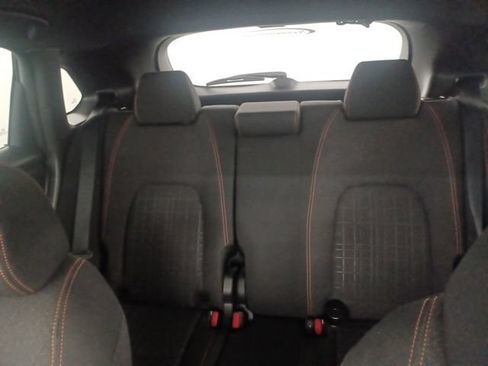 Certified 2025 Honda HR-V Sport image 30