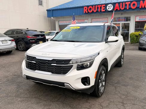 Used 2026 Kia Seltos LX AWD/4WD image 4