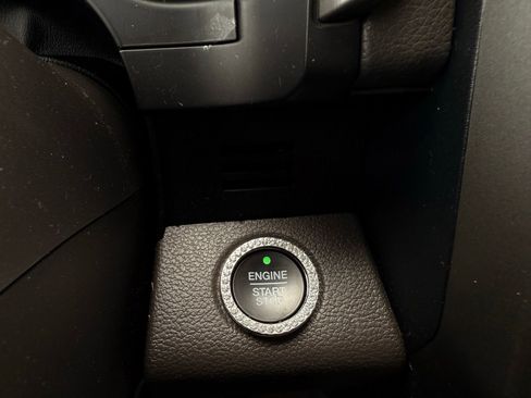 Used 2021 Ford Expedition XLT image 44