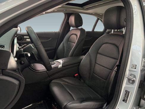 Used 2020 Mercedes-Benz C 300 Sedan image 5
