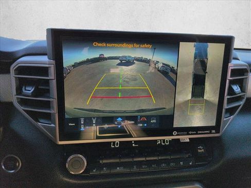 Used 2023 Toyota Tundra Limited image 13