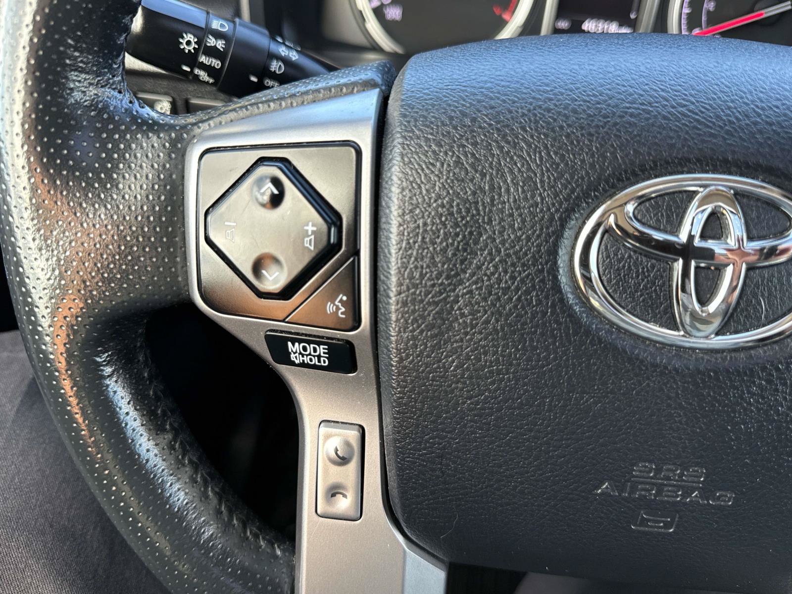 Used 2023 Toyota 4Runner Limited AWD/4WD image 24