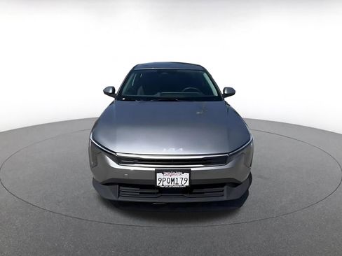 Used 2025 Kia K4 LXS FWD image 4