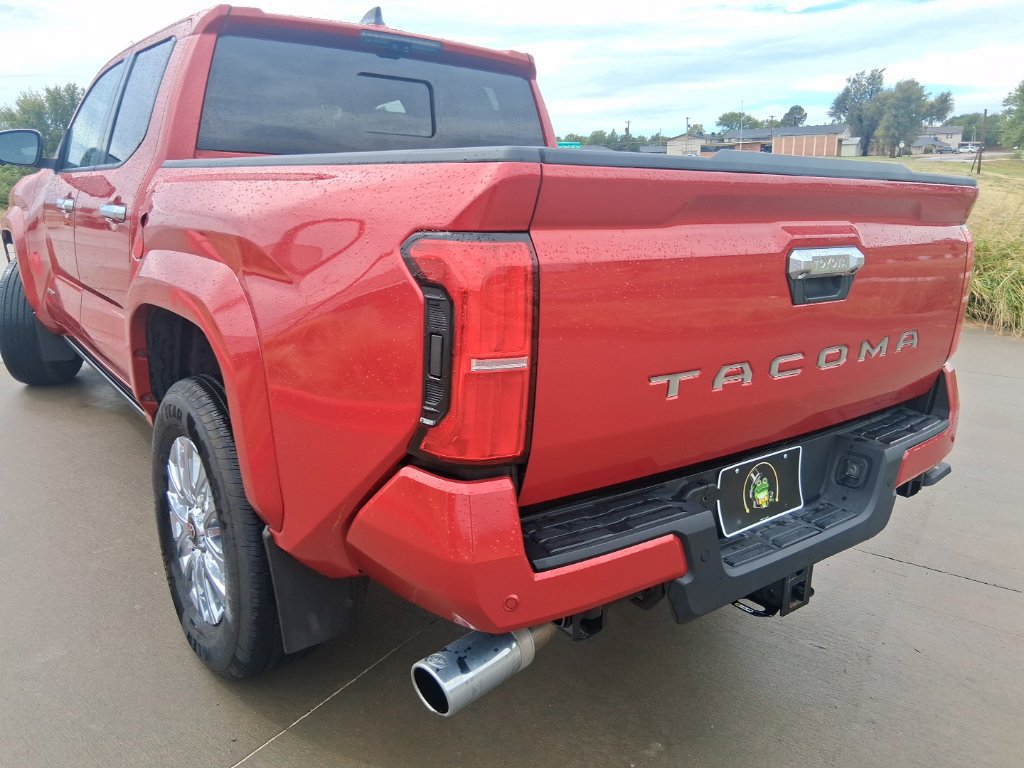 Used 2026 Toyota Tacoma Limited AWD/4WD image 3
