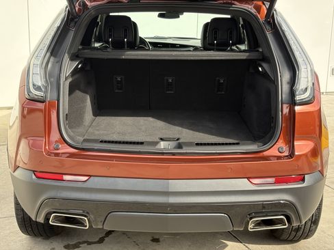 Used 2021 Cadillac XT4 Sport w/ Cold Weather Package image 9