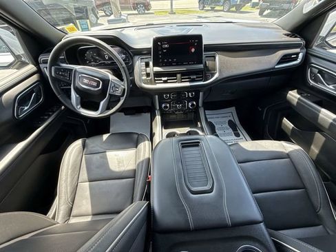 Used 2023 GMC Yukon SLT w/ SLT Luxury Package AWD/4WD image 20