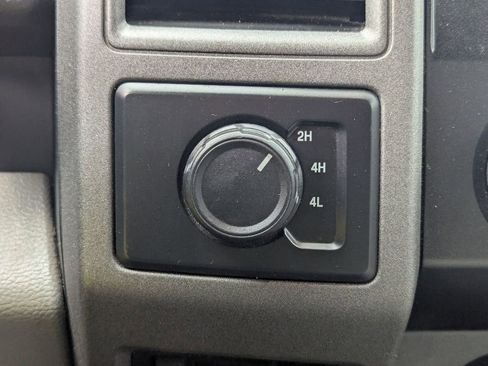 Used 2020 Ford F450 XL w/ Power Equipment Group image 17