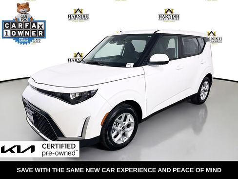 Certified 2025 Kia Soul LX w/ LX Technology Package FWD image 3