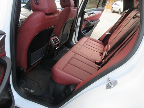 Used 2024 BMW X3 xDrive30i w/ Convenience Package image 40