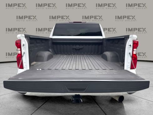 Used 2025 Chevrolet Silverado 2500 LT AWD/4WD image 29