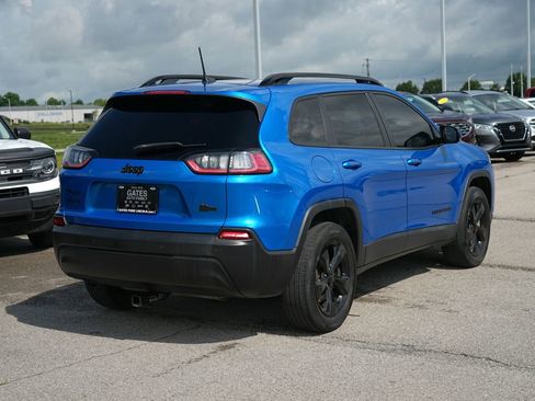 Used 2021 Jeep Cherokee Latitude Plus AWD/4WD image 5