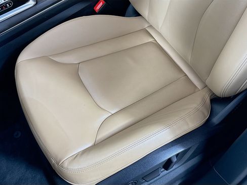 Used 2023 Audi Q8 Premium w/ Convenience Package image 21