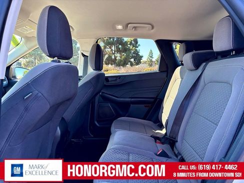 Used 2022 Ford Escape SE FWD image 14
