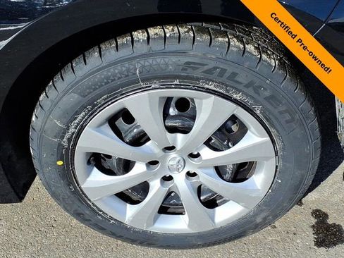 Used 2024 Toyota Corolla LE image 6