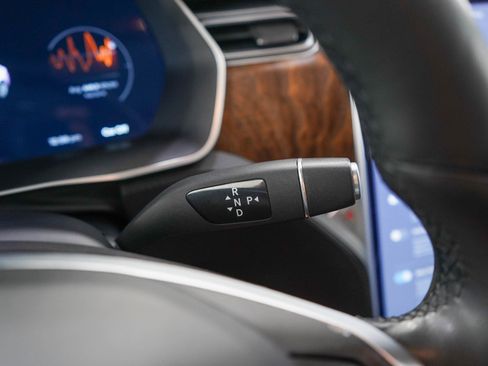 Used 2016 Tesla Model S 70D AWD/4WD image 23