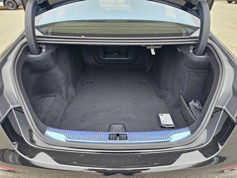 New 2025 Mercedes-Benz S 580 4MATIC Sedan image 15