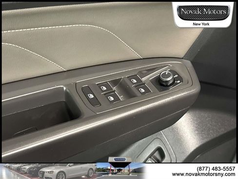 Used 2023 Volkswagen Atlas SE image 15