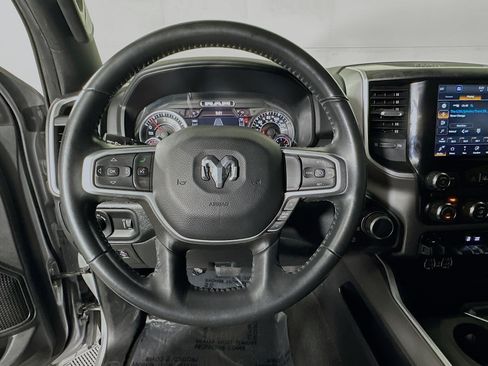 Used 2022 RAM 1500 Big Horn AWD/4WD image 14