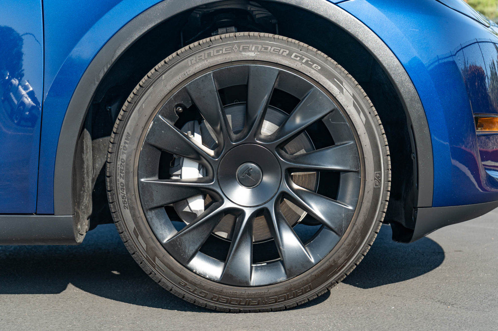 Used 2023 Tesla Model Y Long Range AWD/4WD image 12