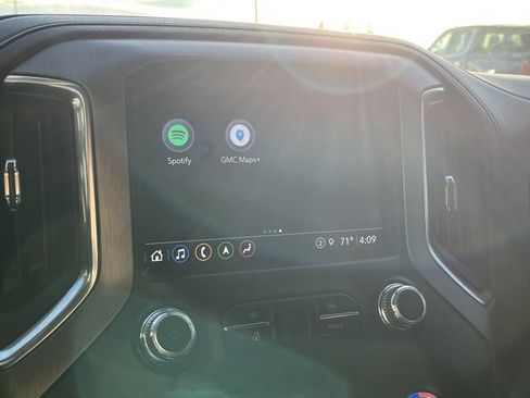 Used 2022 GMC Sierra 3500 Denali w/ Denali Ultimate Package image 37