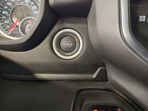 Used 2025 RAM 1500 Big Horn AWD/4WD image 21