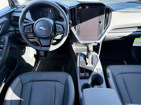 Certified 2025 Subaru Crosstrek 2.5i Limited w/ Popular Package #4A image 11