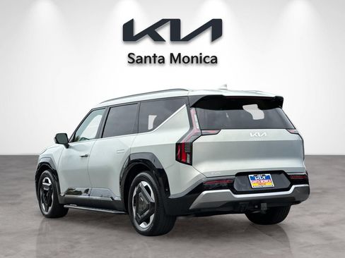 Certified 2024 Kia EV9 Land AWD/4WD image 4
