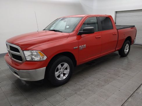 Used 2019 RAM 1500 Classic SLT RWD image 2