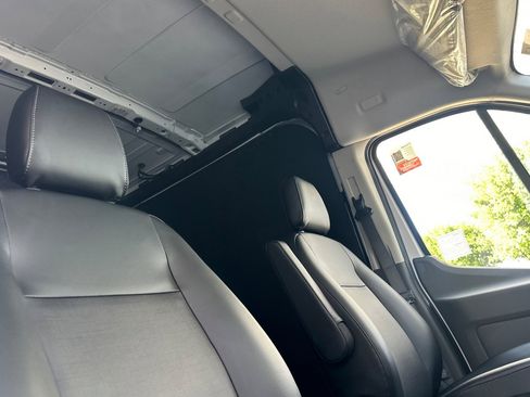 New 2026 Ford Transit 250 148 Medium Roof w/ Load Area Protection Package image 16
