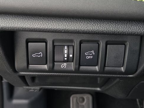 Used 2025 Subaru Outback Onyx Edition AWD/4WD image 23