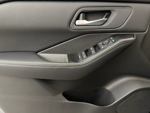 New 2026 Nissan Rogue SV AWD/4WD image 22