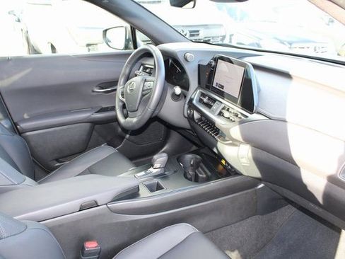 Certified 2025 Lexus UX 300h FWD image 5