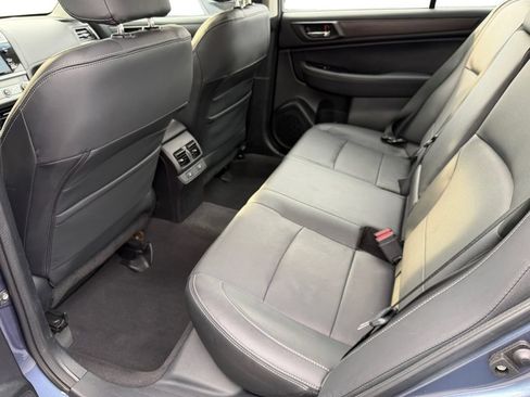 Used 2016 Subaru Legacy 3.6R Limited AWD/4WD image 10