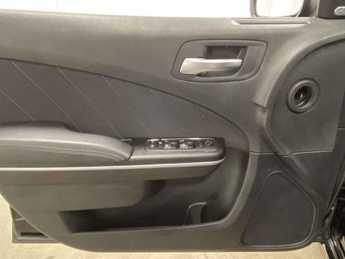Used 2023 Dodge Charger SXT image 12