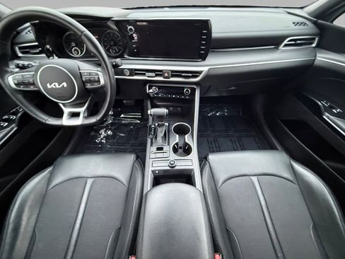 Used 2023 Kia K5 GT-Line image 10
