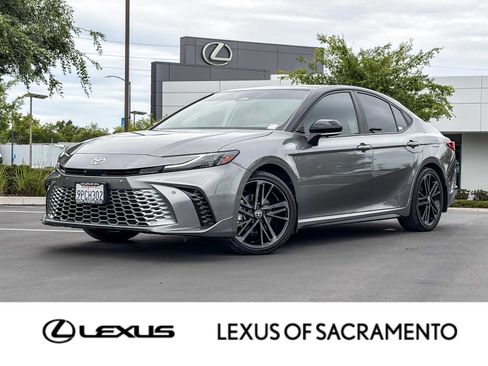 Used 2025 Toyota Camry XSE w/ Premium Plus Package FWD image 1