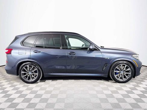 Used 2022 BMW X5 xDrive45e w/ M Sport Package image 4