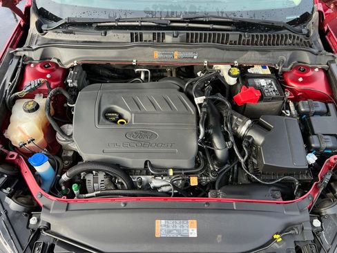 Used 2018 Ford Fusion SE image 27