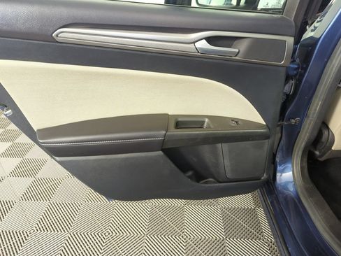 Used 2019 Ford Fusion S FWD image 25