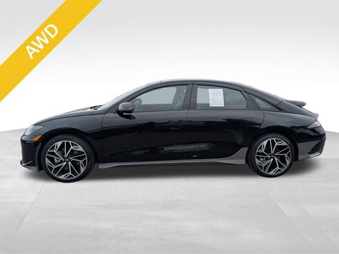 Used 2024 Hyundai Ioniq 6 Limited image 2