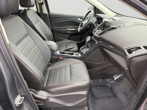Used 2014 Ford Escape Titanium w/ Equipment Group 401A FWD image 12